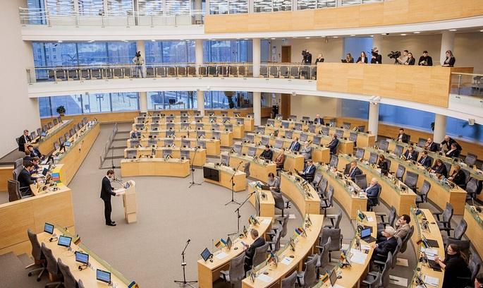 Сейм Литвы единогласно поддержал приглашение Украины на саммит НАТО