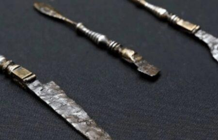 В Угорщині у похованні римського лікаря виявили унікальний медичний набір