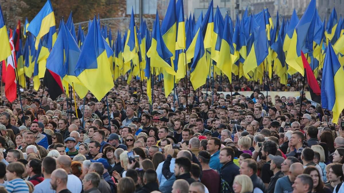 Чому не 100% українців погано ставляться до Росії?