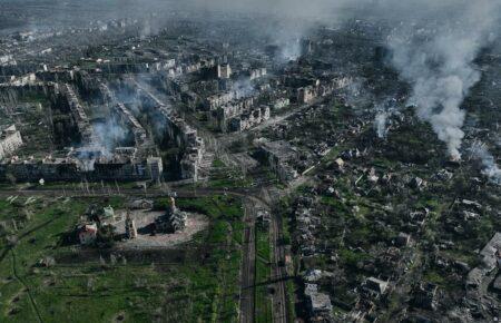 Зеленський заперечив втрату Бахмута — Никифоров (ВІДЕО)