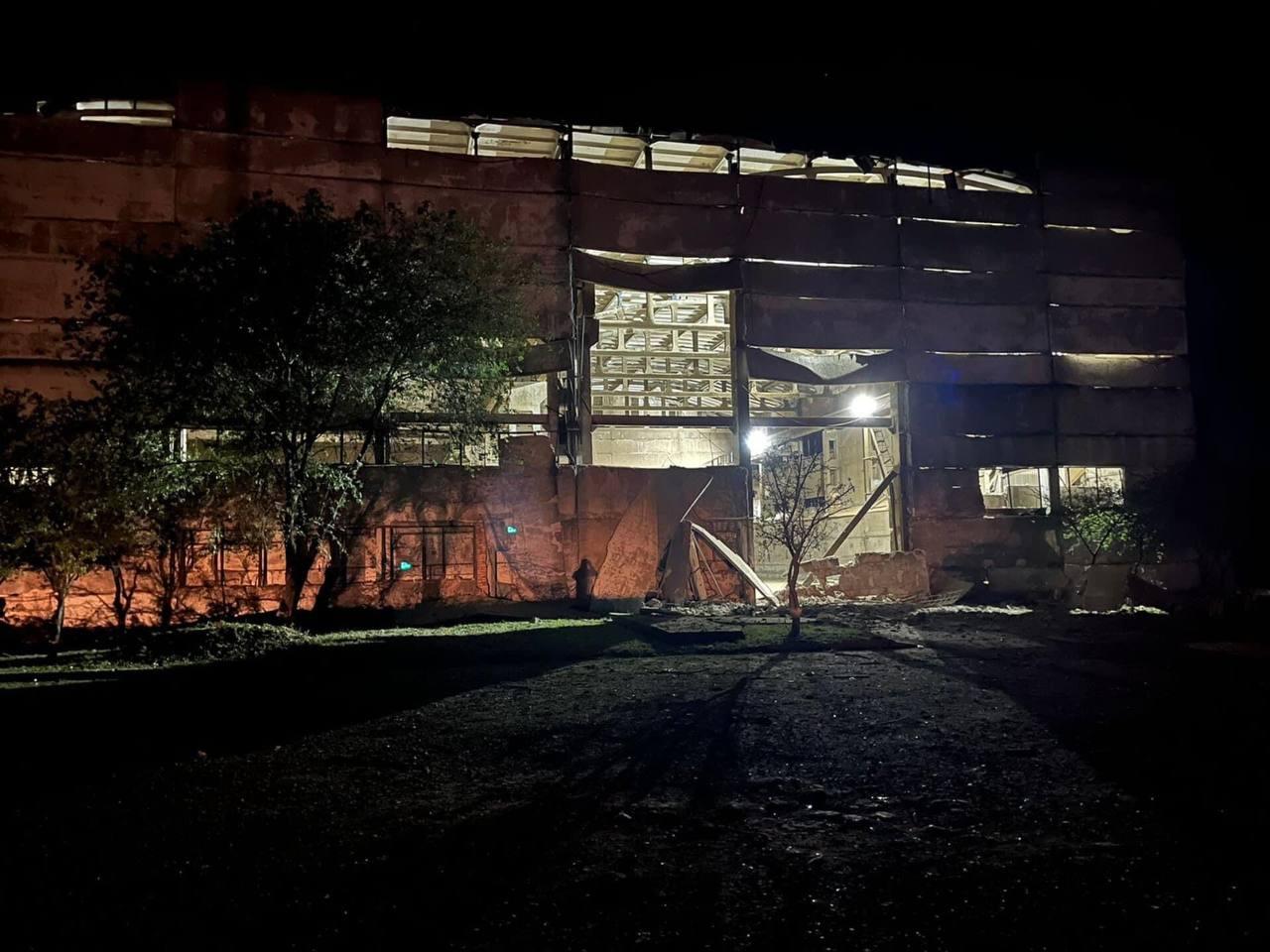 Окупанти вдарили по Одесі: є жертви та руйнування (ФОТО)