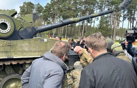 Стало відомо, коли Данія та Німеччина передадуть Україні танки Leopard 1