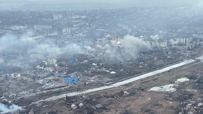 Російські війська втратили частину панівних висот довкола Бахмута — Маляр