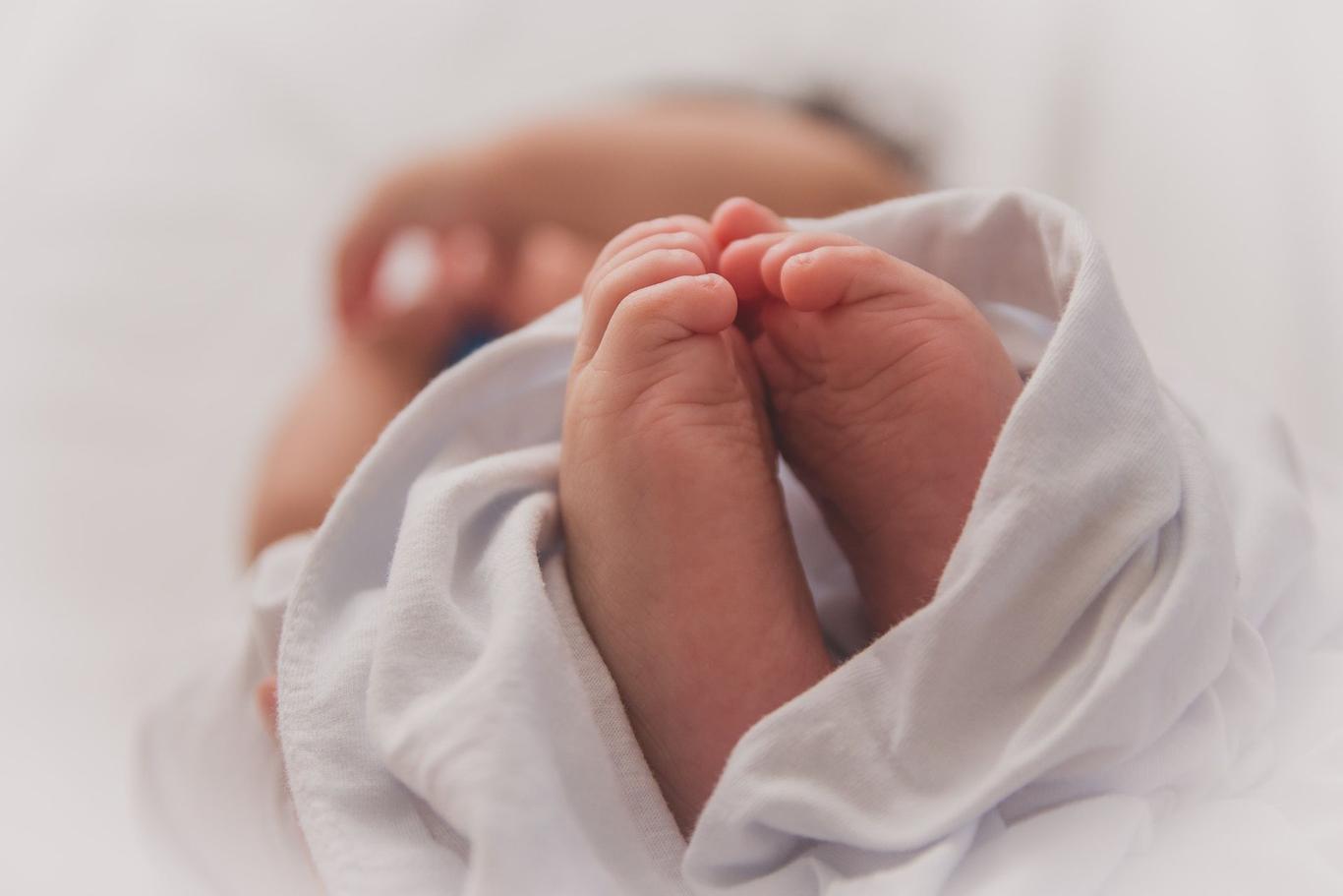 У Великій Британії вперше народилася дитина з ДНК трьох людей