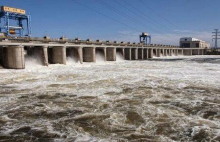 Жителів територій навколо Каховського водосховища закликають у вихідні не виходити на вулицю
