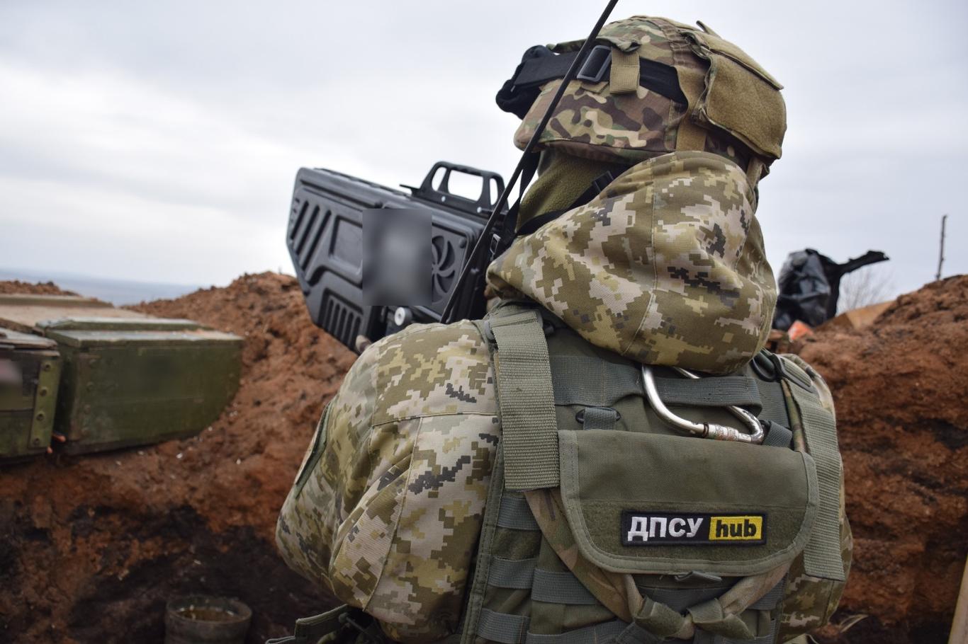 На Донеччині прикордонники збили російський безпілотник пострілом з антидронової рушниці