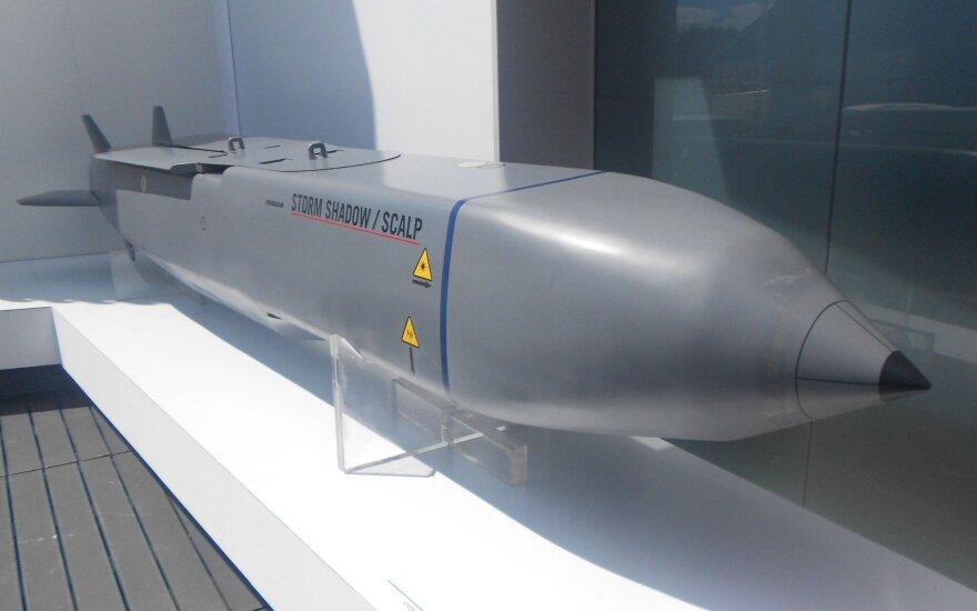 Ракети-невидимки, що вражають мости та бункери: чим загрожує Росії поява Storm Shadow в Україні