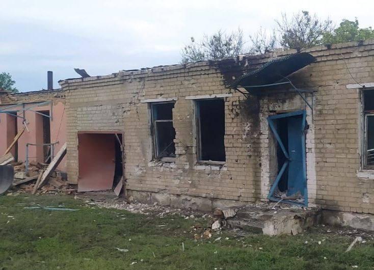 Окупанти атакували транспортне підприємство на Дніпропетровщині, поранена дитина (ФОТО)
