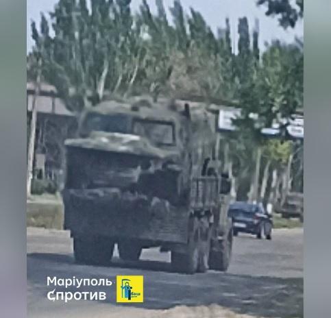 Після вибухів у Маріуполі окупанти переміщуються у Новоазовськ — Андрющенко