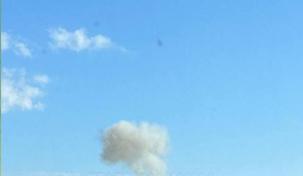 Поблизу Маріуполя фіксують вибухи (ФОТО)