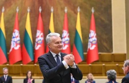 Место Украины в НАТО — месседж, с которым Гитанас Науседа прибыл в Киев