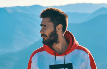 Ув'язнений окупантами художник із Євпаторії Богдан Зіза оголосив голодування