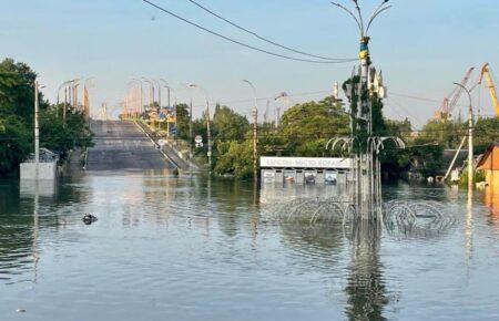 В Херсоне в некоторых местах уже начали откачивать воду — журналист