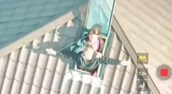 Поліцейські врятували жінку з двома дітьми із затоплених Олешків (ФОТО, ВІДЕО)