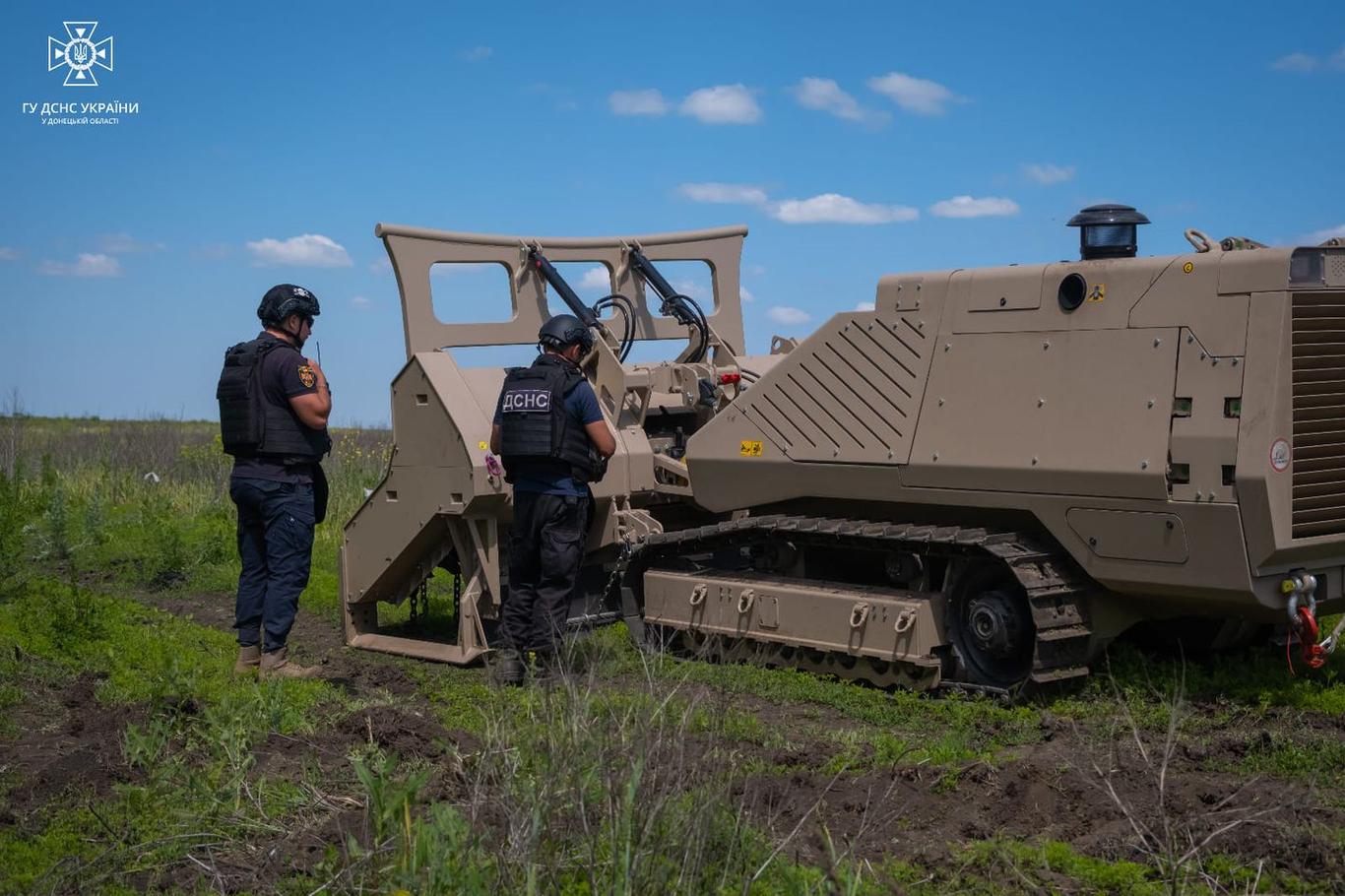 На Херсонщині не вистачає саперів, люди вчаться розміновувати самі — Сергій Данилов