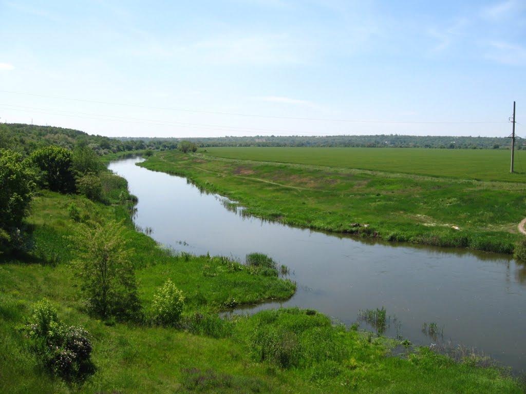 На Херсонщині у воді фіксують перевищення вмісту заліза