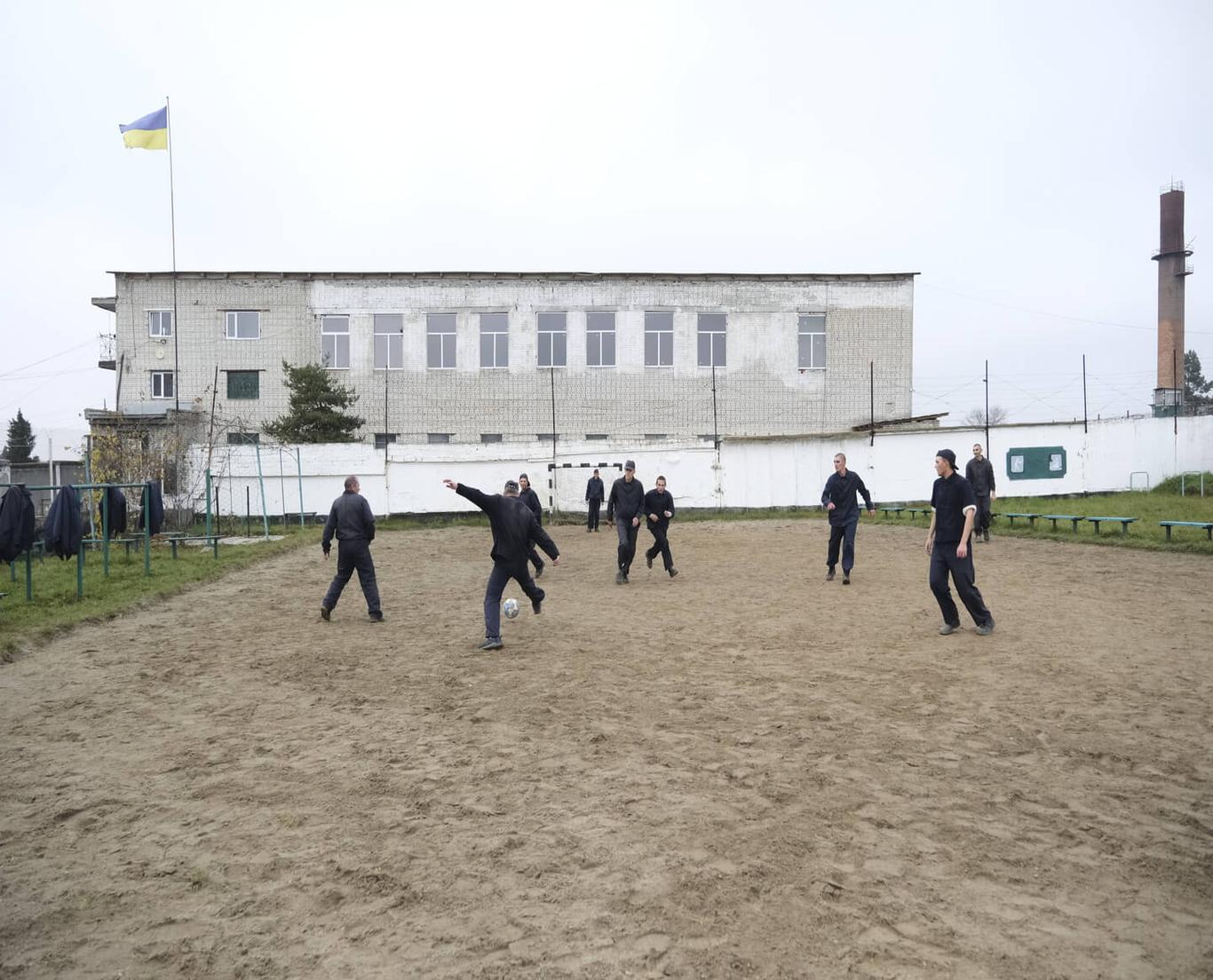 «Хочу жить»: проєкт для росіян, які добровільно здаються в полон, отримав понад 19 тисяч звернень