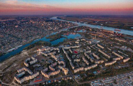 У Херсоні через підрив дамби Каховської ГЕС знеструмлений мікрорайон Корабел