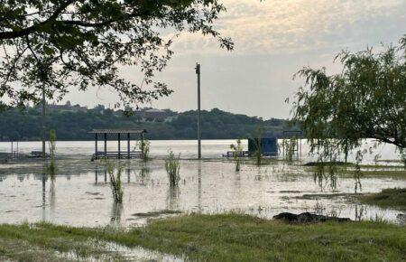 У Миколаєві та області вода продовжує знижуватись — кореспондентка