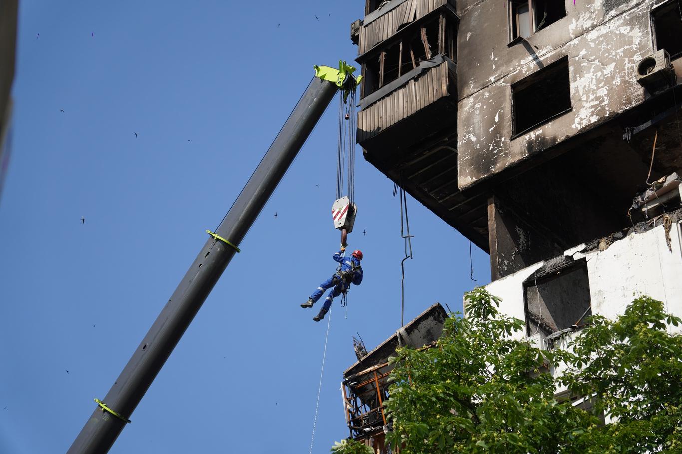 Вибух у багатоповерхівці в Києві: три людини загинули, 9 — постраждали