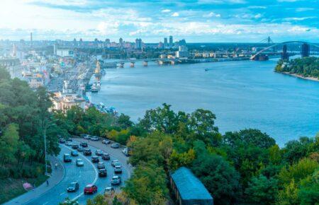 Над Києвом вночі знищили понад 30 ракет та дронів