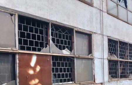 Російська армія атакувала підприємство у Нікополі з важкої артилерії: загинули працівники