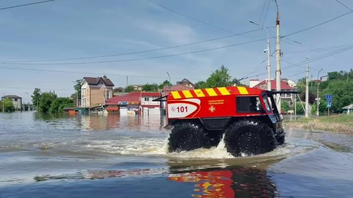 90% евакуйованих або лишаються у Херсоні, або їдуть у не затоплені населені пункти області — Каплін