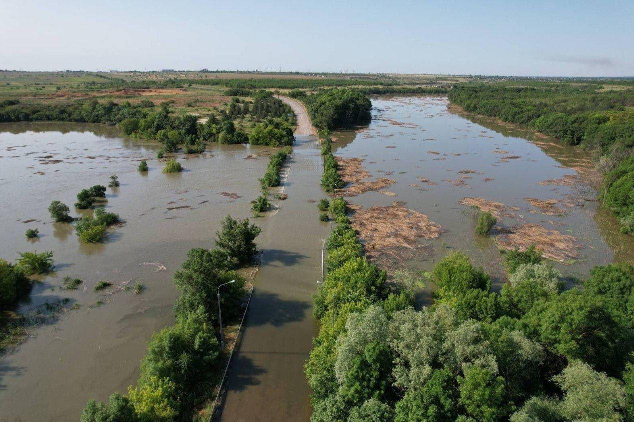 Рівень води у Каховському водосховищі за добу знизився на метр