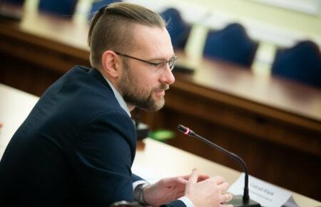 Деякі закупівлі є дикими під час війни — економіст про витрати бюджетних коштів