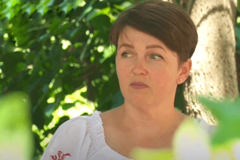 Змушували вчити гімн Росії і рити окопи взимку — Олена Ягупова про полон