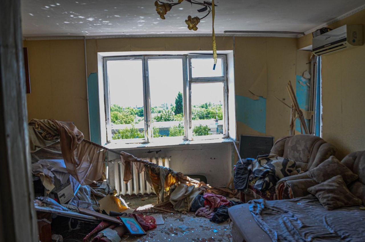 Обстріл житлових кварталів Херсона: серед поранених — дитина (ВІДЕО)