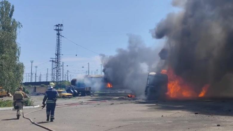 Окупанти повідомили про пошкодження залізниці внаслідок вибухів в Ясинуватій (ВІДЕО)
