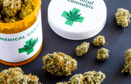 Легалізація медичного канабісу: голосування не збігається з позиціями, які декларували нардепи — аналітик