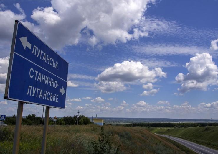 На окупованій Луганщині колаборантам почали вручати повістки