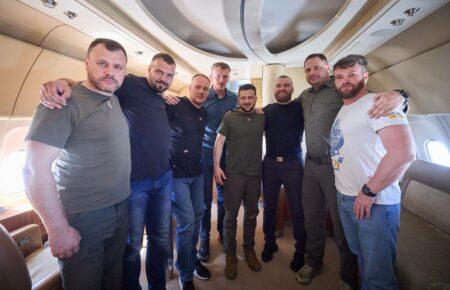 Командири оборони «Азовсталі» повернулися додому з Туреччини