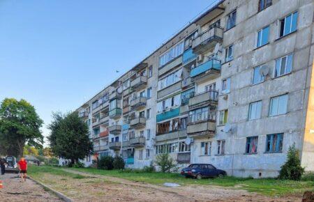 На Чернігівщині після нічної атаки «шахедами» з постраждалих будинків відселяють людей