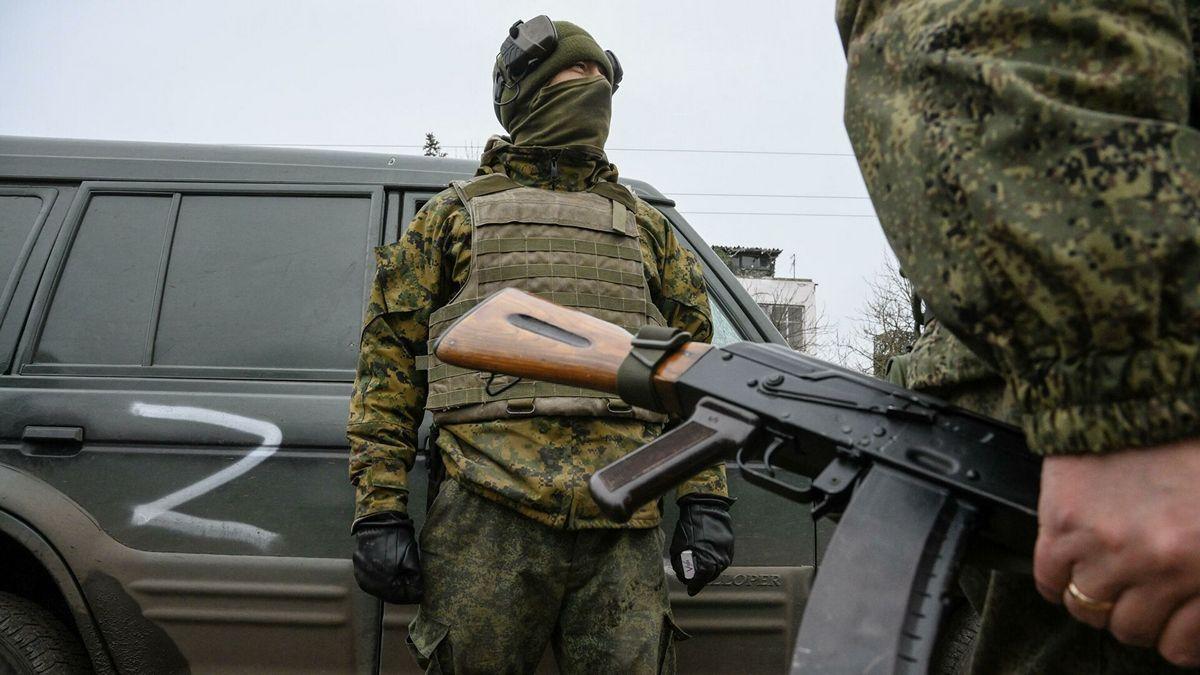 Росіяни силоміць збирають підпис за Путіна на окупованих територіях