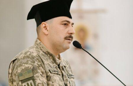 Зараз щоденно здійснюються тисячі подвигів, і не тільки на полі бою — військовослужбовець