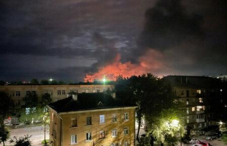 В ГУР подтвердили уничтожение российских самолетов Ил-76 на аэродроме в Пскове