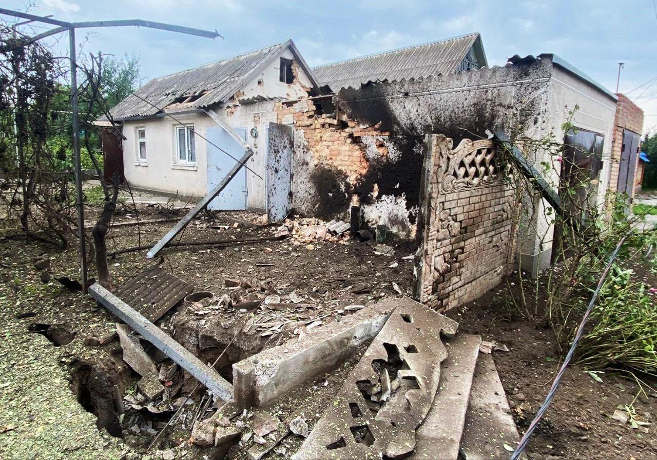 Російські окупанти атакували Нікополь на Дніпропетровщині з важкої артилерії (ФОТО)