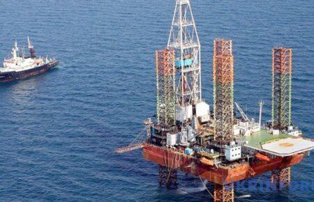 Британська розвідка пояснила важливість Зміїного та «вишок Бойка» у Чорному морі