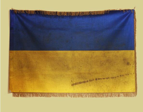 «Не могли його там залишити»: історії українок, які врятували прапори з окупованих міст