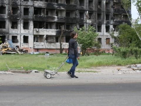 Петро Андрющенко: Росіяни хочуть, щоб місцевих у Маріуполі просто не залишилось