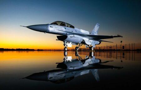 F-16 почнуть захищати українське небо наступного року, це максимум — Бєлєсков