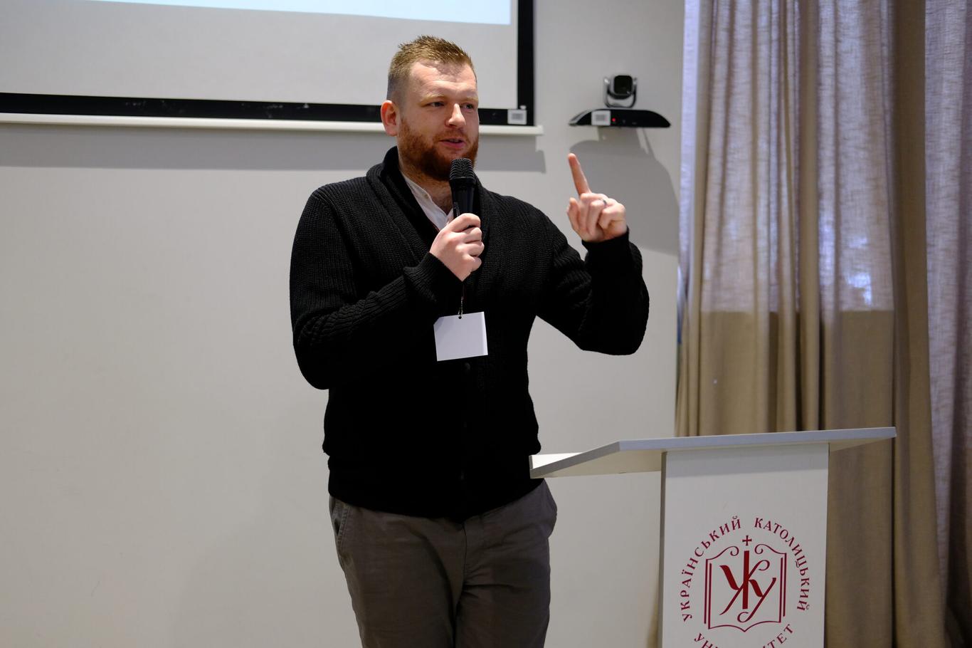 Вивчення кримськотатарської мови — це пришвидшення перемоги — Роман Назаренко