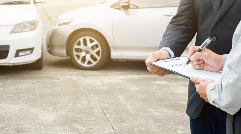 Чи потрібна автоцивілка, якщо машина стоїть?