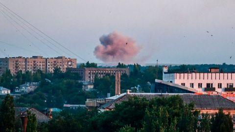Від початку серпня російські окупанти інтенсивніше обстрілюють Нікополь на Дніпропетровщині — журналістка