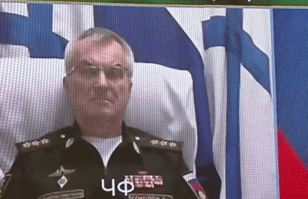 Російське міноборони виклало відео з нібито живим командувачем Чорноморського флоту РФ