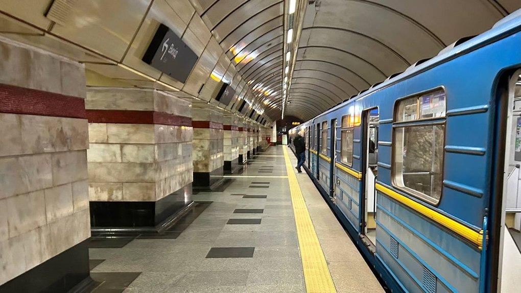 З 2 жовтня київське метро скорочує інтервал руху поїздів