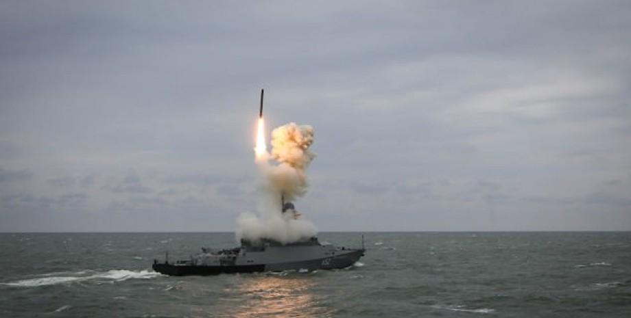 Росіяни свідомо цілилися «Калібрами» у іноземне судно в Одеському порту — розвідка Британії